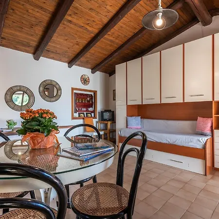 Villino Giaggiolo * Porto Istana
